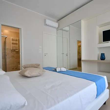 住宿加早餐酒店 Lungomare