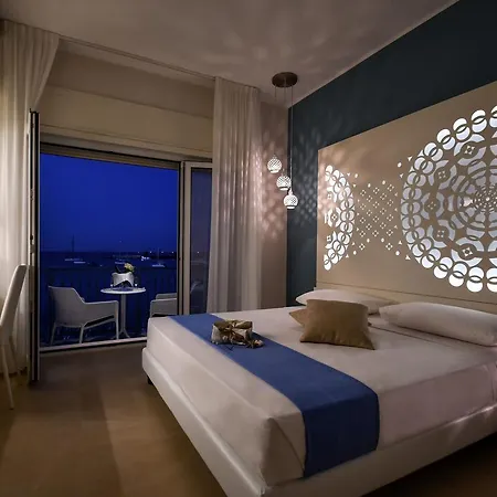 Oda ve Kahvaltı Lungomare Otranto