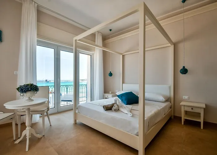 Bed & Breakfast Lungomare 4*